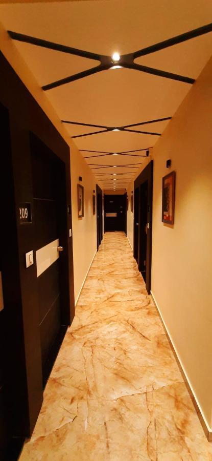 Hotel Suncity Ahmedabad Exterior foto