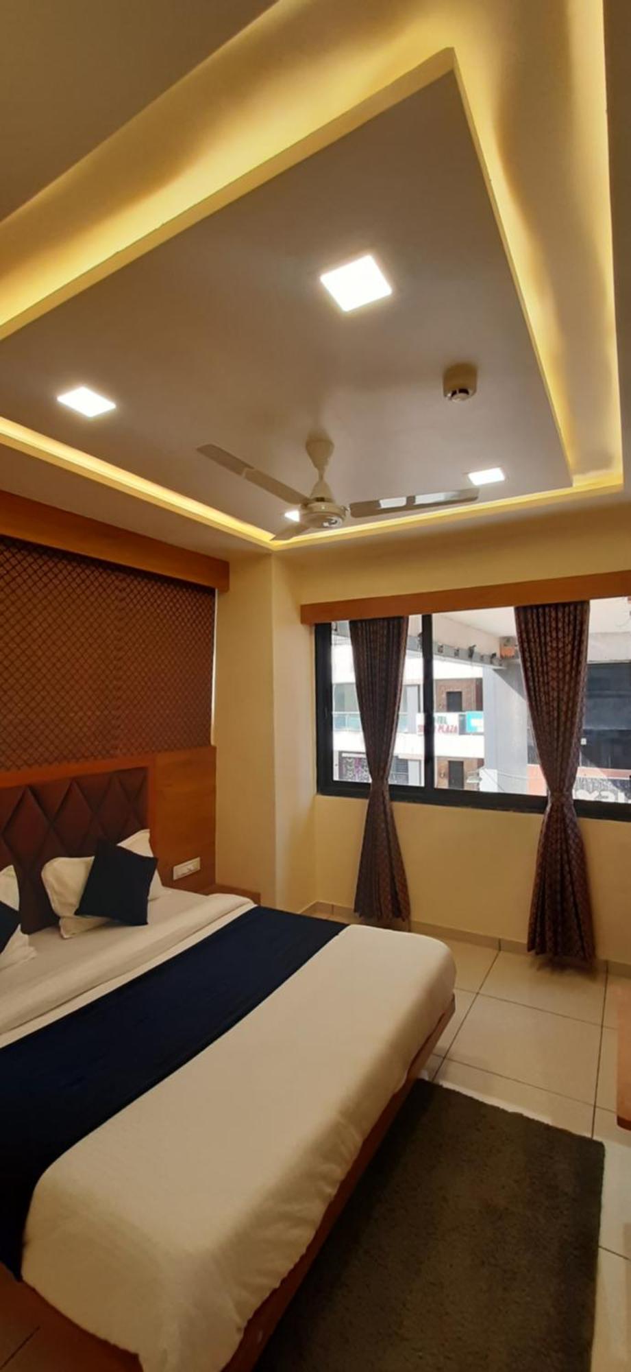 Hotel Suncity Ahmedabad Habitación foto