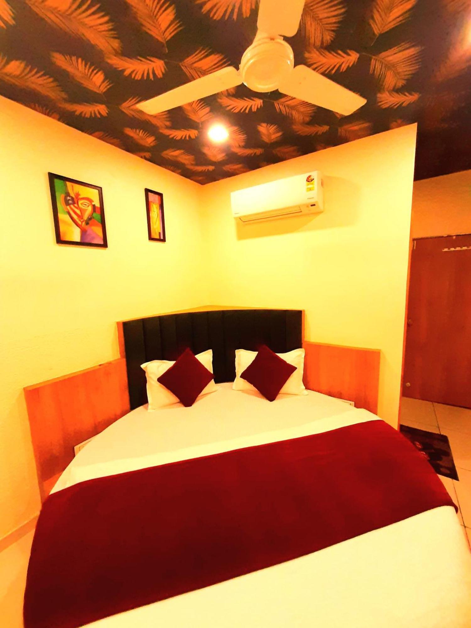 Hotel Suncity Ahmedabad Exterior foto