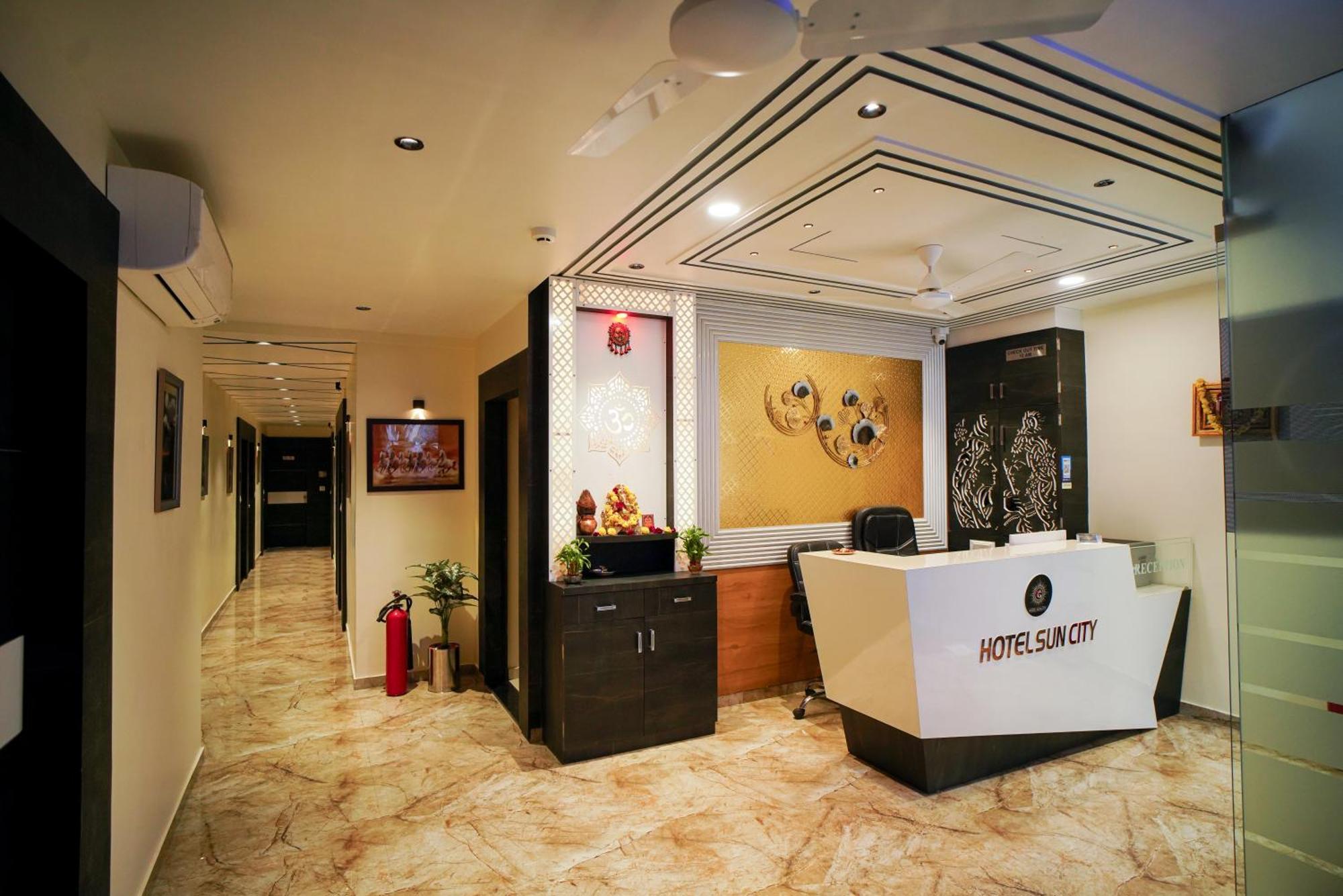 Hotel Suncity Ahmedabad Exterior foto