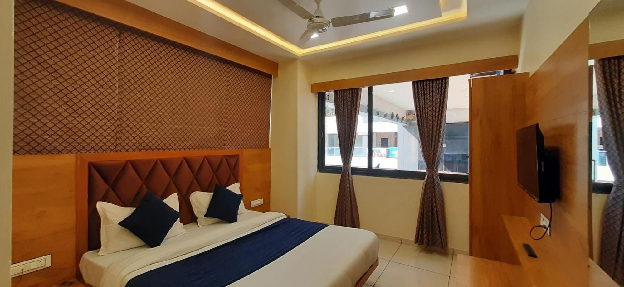 Hotel Suncity Ahmedabad Habitación foto